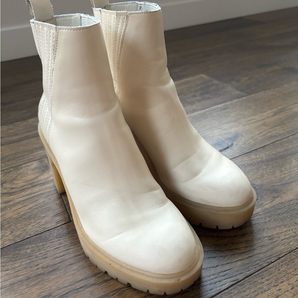 Dolce Vita Cario Boot, White - Picture 8 of 10